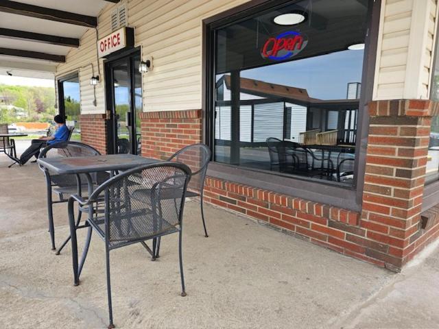 Motel 81 Dalton Exterior foto