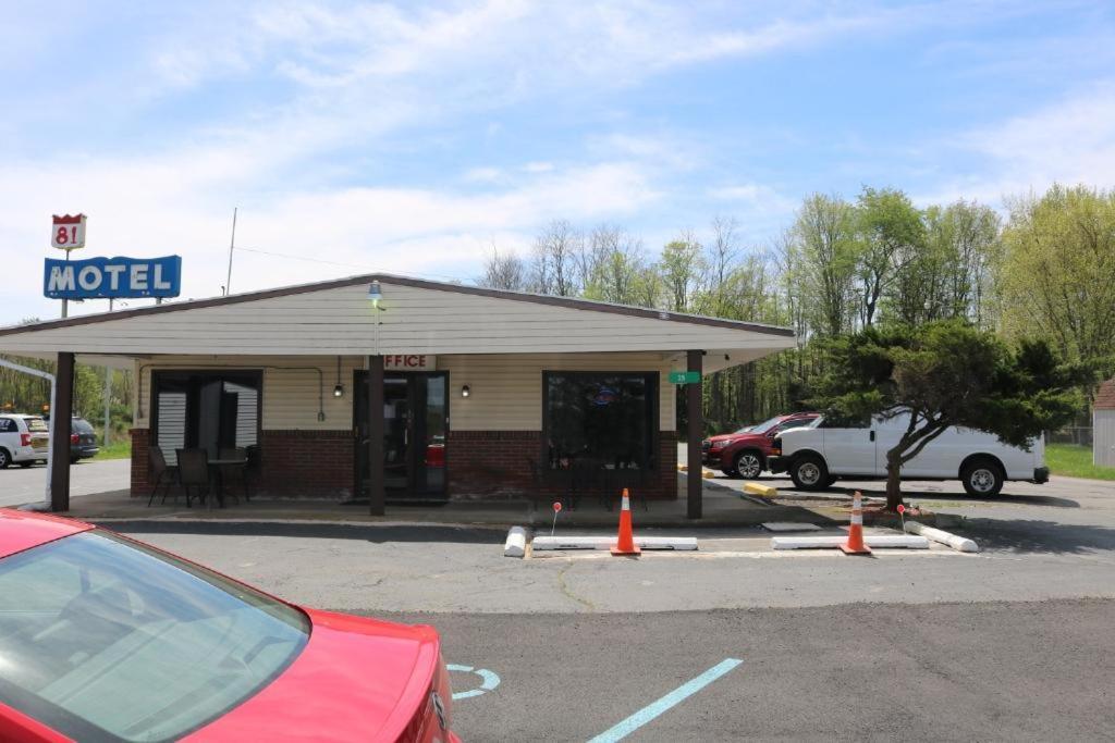 Motel 81 Dalton Exterior foto
